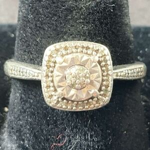 Geniune DIAMOND ring